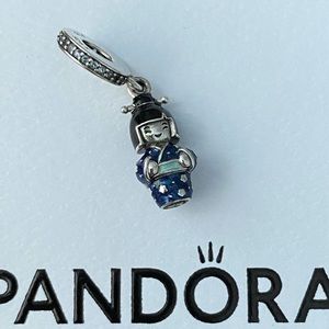 Pandora Japanese doll